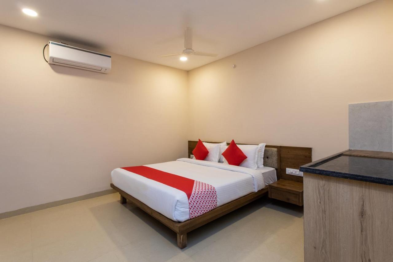 Oyo 75956 Hotel Grand Rourkela Екстер'єр фото