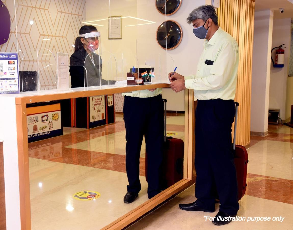 Oyo 75956 Hotel Grand Rourkela Екстер'єр фото